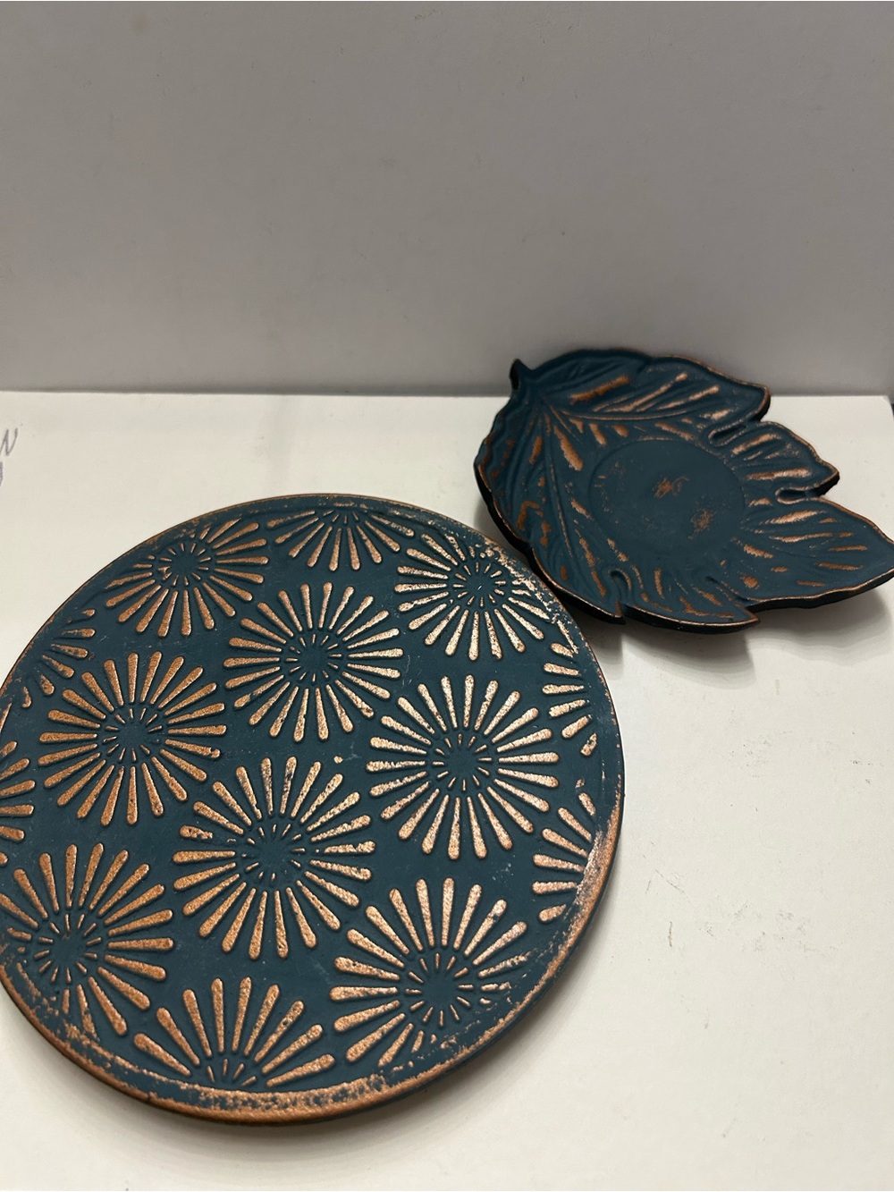Iron Candle Holder Trivet & Leaf Tealight Holder Trinket Dish Set Copper Accents